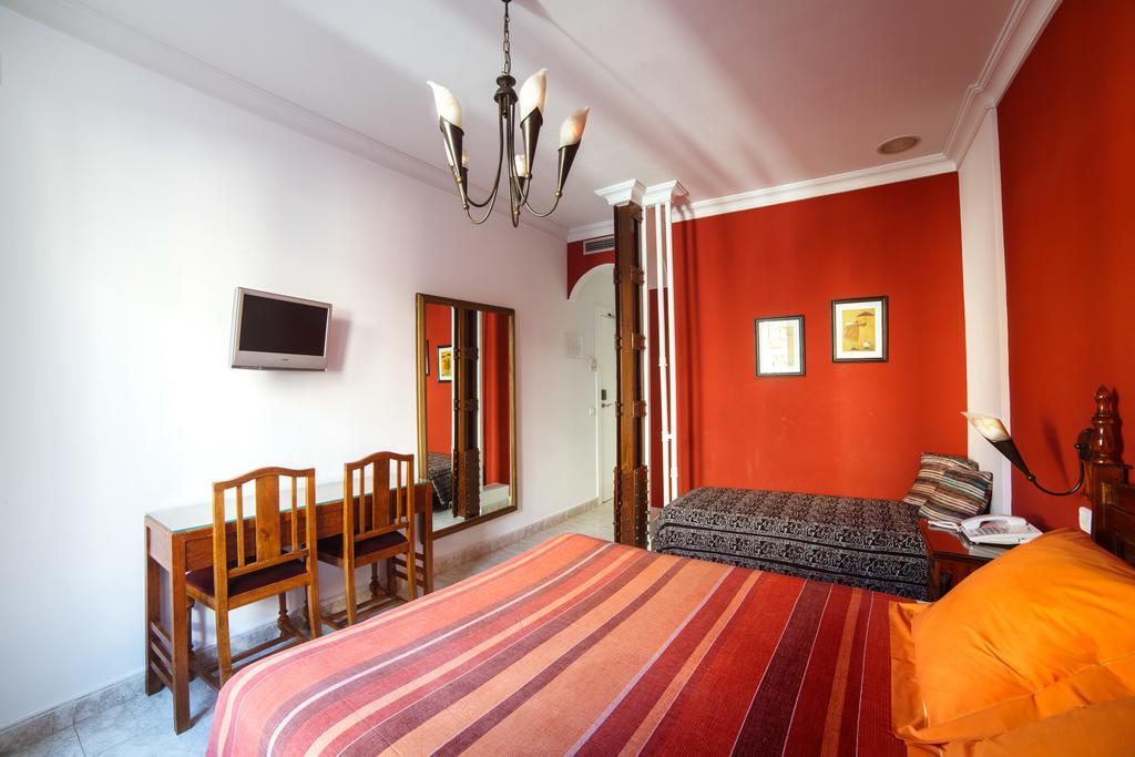 Hostal Barrera Madrid Chambre photo