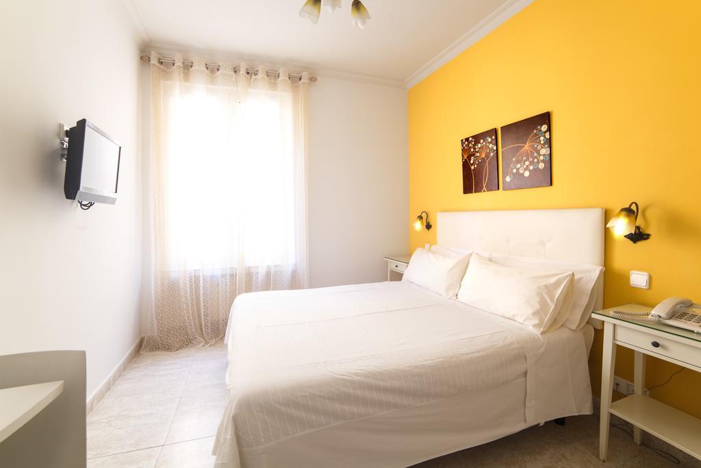 Hostal Barrera Madrid Chambre photo